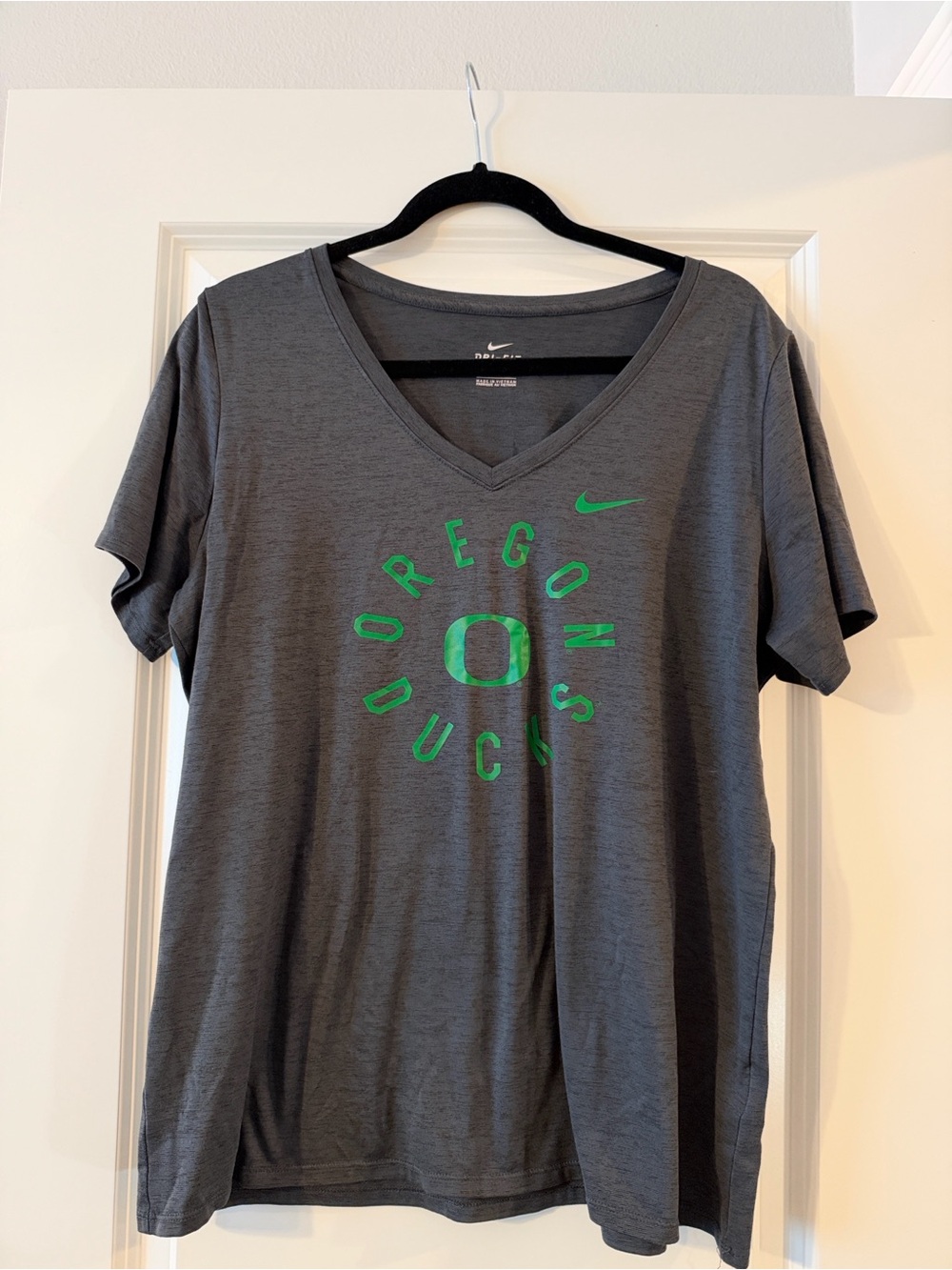 Nike Gray V-Neck Oregon Ducks Logo Tee